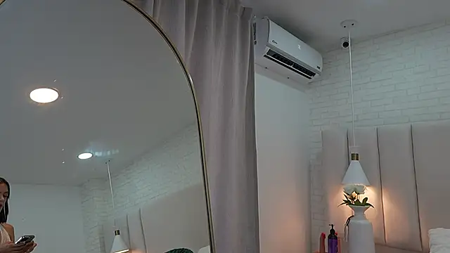 nina gb online show from 05/11/26, 09:01