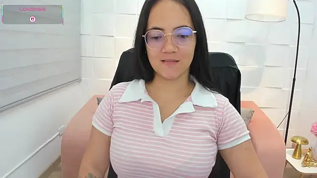 Snapshot of Sasha_Grace chatting on 05/16/26, 12:48 Sasha Grace online show from 05/16/26, 12:48