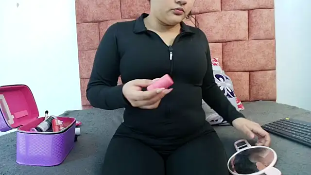 Girl Dirty 0Limits online show from 10/14/25, 08:42