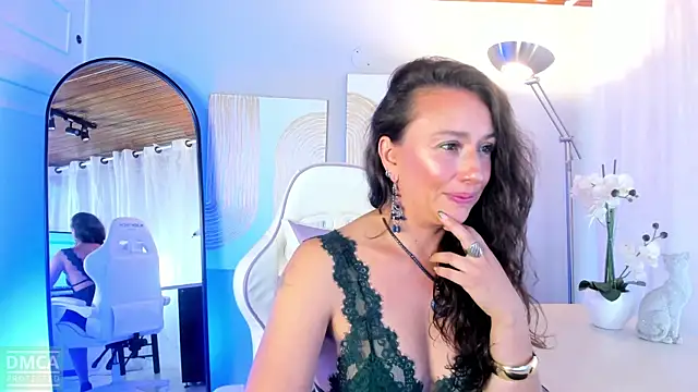 indigo wild  online show from 01/05/26, 10:24