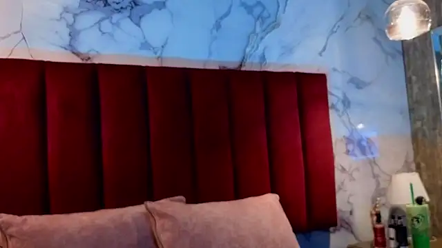 CHIARAJJONES online show from 04/09/26, 12:32