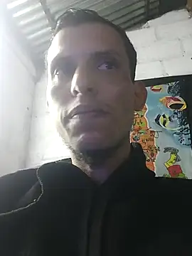 Snapshot of BenedettoMr69 chatting on 03/08/26, 03:54 BenedettoMr69 online show from 03/08/26, 03:54