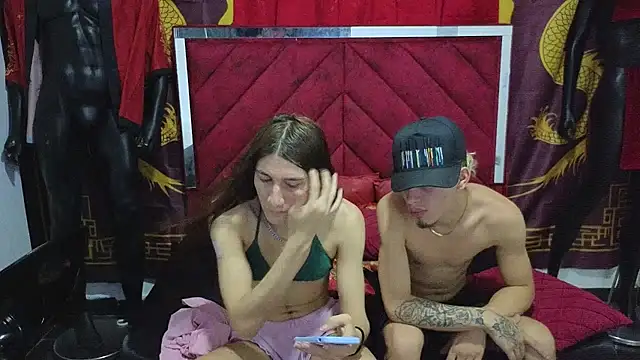 Pride couple online show from 10/21/25, 11:27