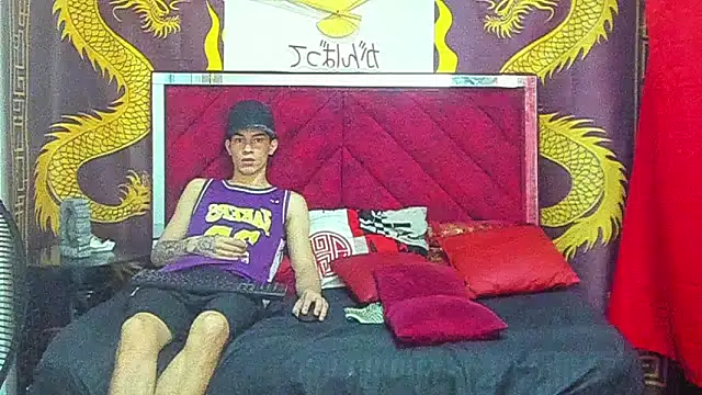 Pride couple online show from 02/03/26, 02:53