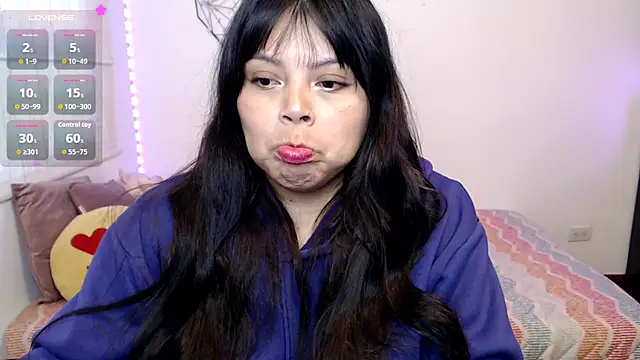 EllieMoonX online show from 06/30/26, 10:44