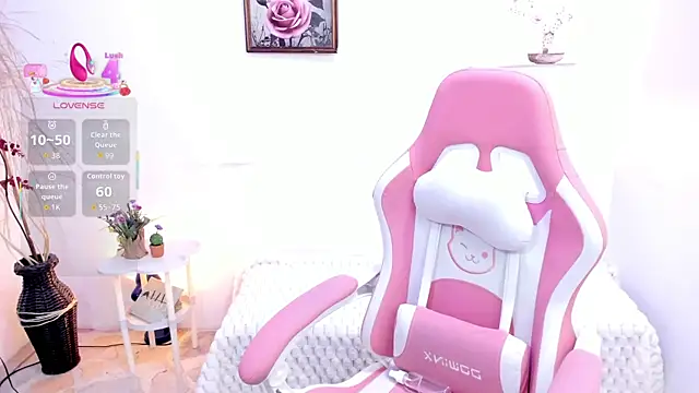 EmmaMyers1 online show from 07/08/26, 10:58