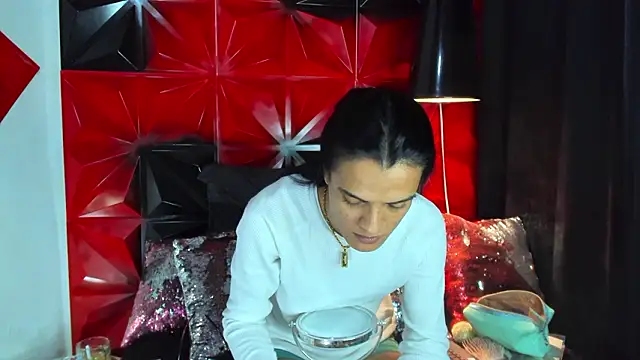 ZAMMIRA online show from 02/15/26, 06:21