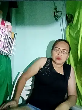 Snapshot of erma_joy chatting on 11/29/25, 03:26 erma joy online show from 11/29/25, 03:26