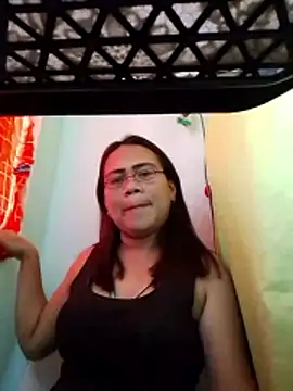 Snapshot of erma_joy chatting on 01/19/26, 03:43 erma joy online show from 01/19/26, 03:43