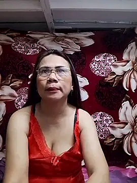 Snapshot of erma_joy chatting on 05/20/26, 09:43 erma joy online show from 05/20/26, 09:43