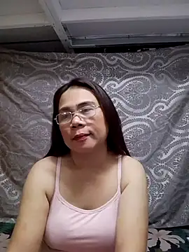 Snapshot of erma_joy chatting on 05/31/26, 07:37 erma joy online show from 05/31/26, 07:37