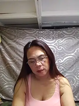 Snapshot of erma_joy chatting on 06/03/26, 02:19 erma joy online show from 06/03/26, 02:19