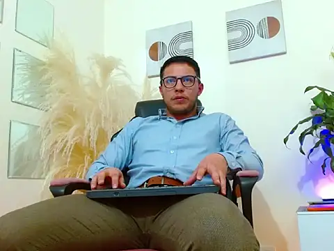 Damian ferrer01 online show from 10/14/25, 02:34