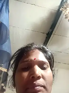 Hot hat online show from 10/12/25, 11:37