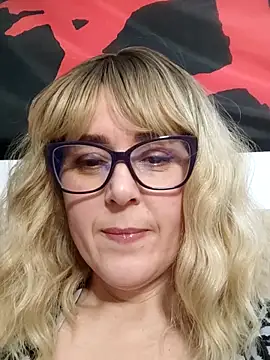 Amelialove42 online show from 02/08/26, 07:28