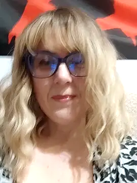 Amelialove42 online show from 03/17/26, 07:28