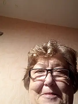 Katherine735 online show from 10/28/25, 09:50