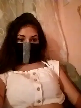 lorina202 online show from 10/31/25, 04:13