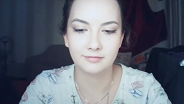 MoodieMira online show from 11/26/25, 07:04