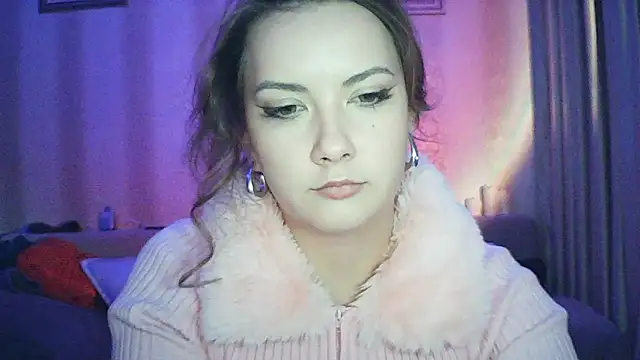 MoodieMira online show from 02/17/26, 05:19