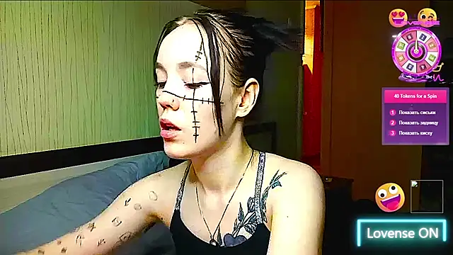 Snapshot of JennyRass chatting on 05/17/26, 04:47 JennyRass online show from 05/17/26, 04:47