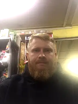 Snapshot of bodywork30 chatting on 10/10/25, 03:22 bodywork30 online show from 10/10/25, 03:22