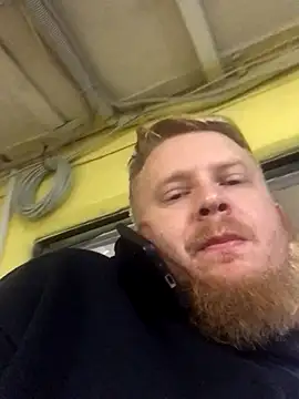 Snapshot of bodywork30 chatting on 10/12/25, 02:38 bodywork30 online show from 10/12/25, 02:38