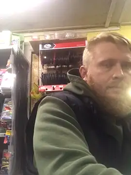 Snapshot of bodywork30 chatting on 10/15/25, 03:56 bodywork30 online show from 10/15/25, 03:56