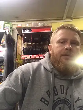 Snapshot of bodywork30 chatting on 10/20/25, 03:56 bodywork30 online show from 10/20/25, 03:56