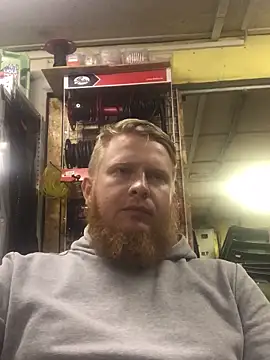 Snapshot of bodywork30 chatting on 11/08/25, 03:34 bodywork30 online show from 11/08/25, 03:34