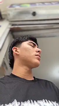 Snapshot of HarmonicOdour chatting on 10/29/25, 02:19 HarmonicOdour online show from 10/29/25, 02:19