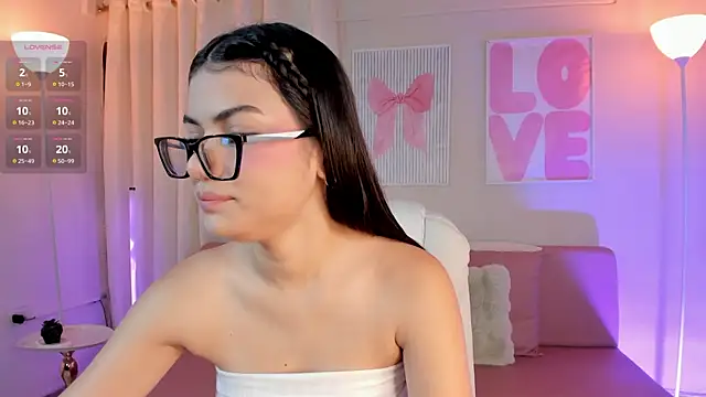 MarianaaDooll online show from 04/23/26, 12:29