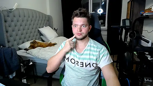 sugar baby twunk online show from 10/17/25, 04:31