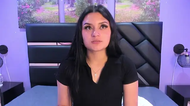 GAbrielaBotero online show from 11/24/25, 07:46