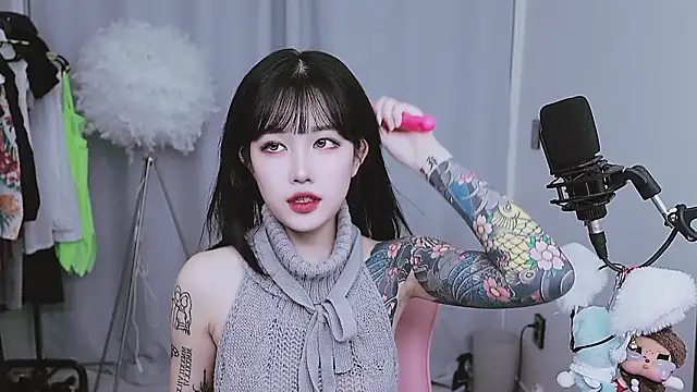 MISA 02 online show from 04/23/26, 10:58