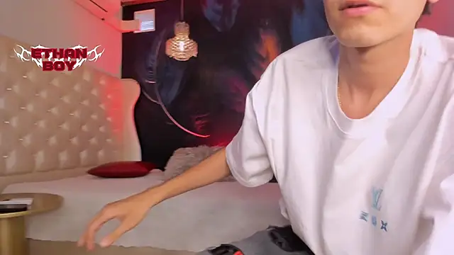 Ethan Boy  online show from 01/05/26, 07:06