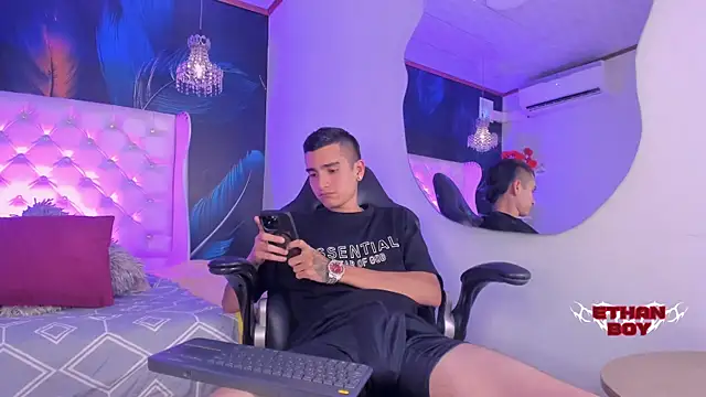 Ethan Boy  online show from 02/11/26, 09:31