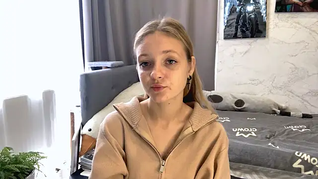  petaI online show from 10/14/25, 08:26