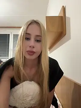 Snapshot of JudithCarly chatting on 10/23/25, 07:01 JudithCarly online show from 10/23/25, 07:01