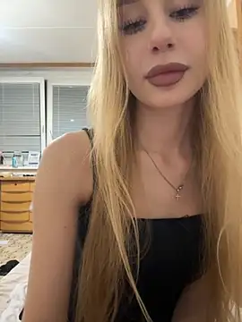 JudithCarly online show from 12/02/25, 09:32