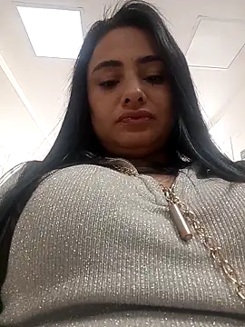 Snapshot of solerpamela chatting on 10/21/25, 01:56 solerpamela online show from 10/21/25, 01:56