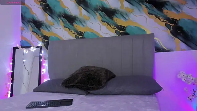 Barbieteeen online show from 12/20/25, 04:08