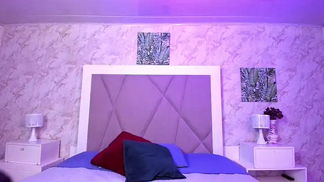 Alonna Gonzales online show from 10/16/25, 08:10