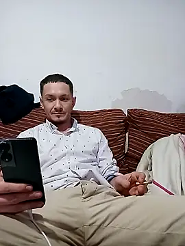 Snapshot of Graimito chatting on 11/10/25, 01:48 Graimito online show from 11/10/25, 01:48