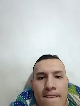 andriu656 online show from 11/11/25, 04:34