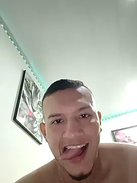 andriu656 online show from 11/12/25, 08:26