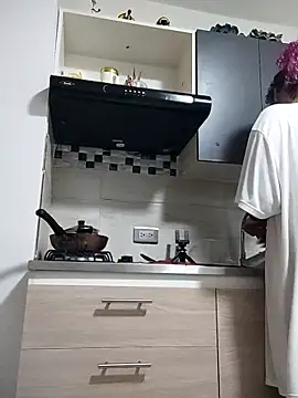 Snapshot of Cev_Am99 chatting on 12/04/25, 07:11 Cev Am99 online show from 12/04/25, 07:11