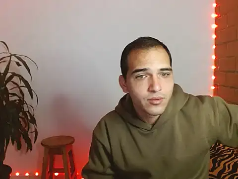 Maax3023 online show from 10/16/25, 01:01