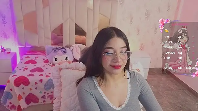 Snapshot of MARIANA_TAY1 chatting on 04/23/26, 03:08 MARIANA TAY1 online show from 04/23/26, 03:08