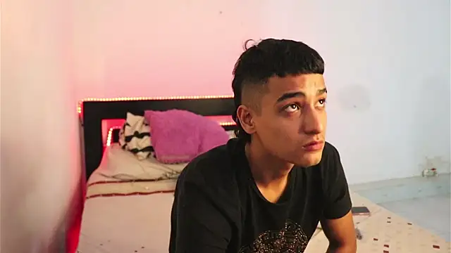 AnyRUSSO online show from 12/01/25, 10:59